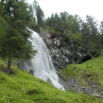 アパート Haus Schoderbock