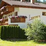 Haus Schoderbock דירה