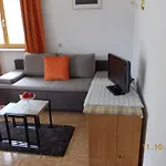 Haus Schoderbock דירה
