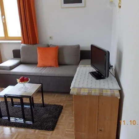 Haus Schoderbock شقة