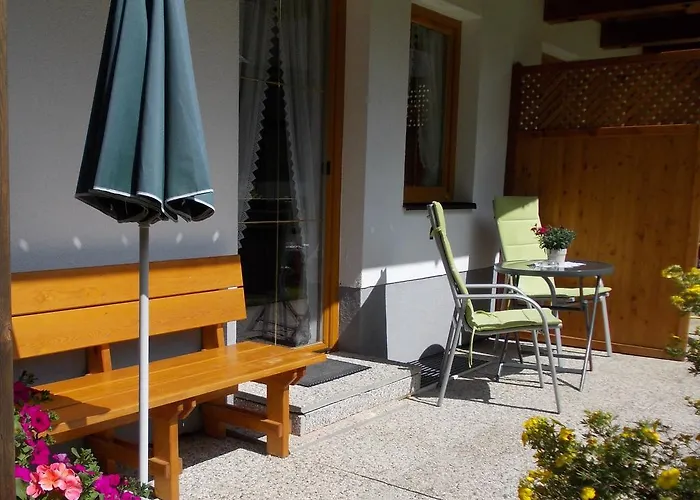 Haus Schoderbock St. Leonhard im Pitztal